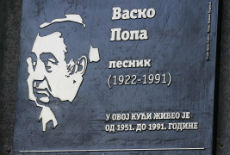 Spomen ploča Vasku Popi Spomen ploča Vasku Popi